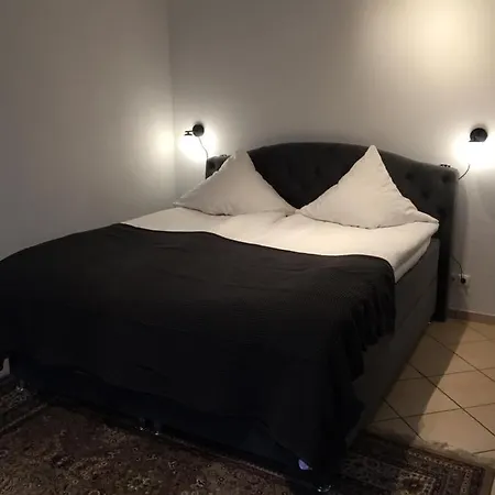 Koeniglicher Aufenthalt Inmitten Der Апартаменты *