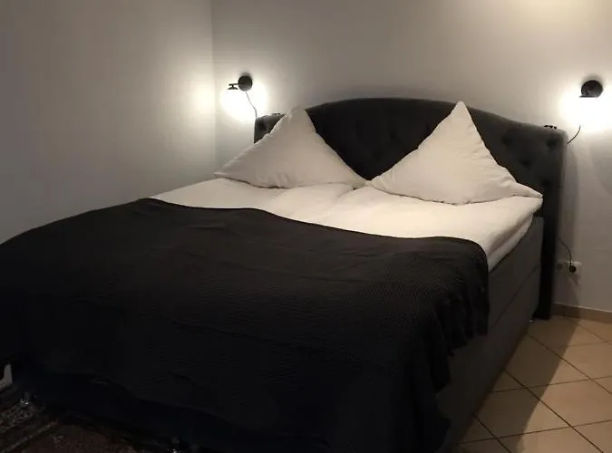 Koeniglicher Aufenthalt Inmitten Der 公寓 *