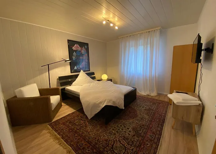 Koeniglicher Aufenthalt Inmitten Der 公寓 *