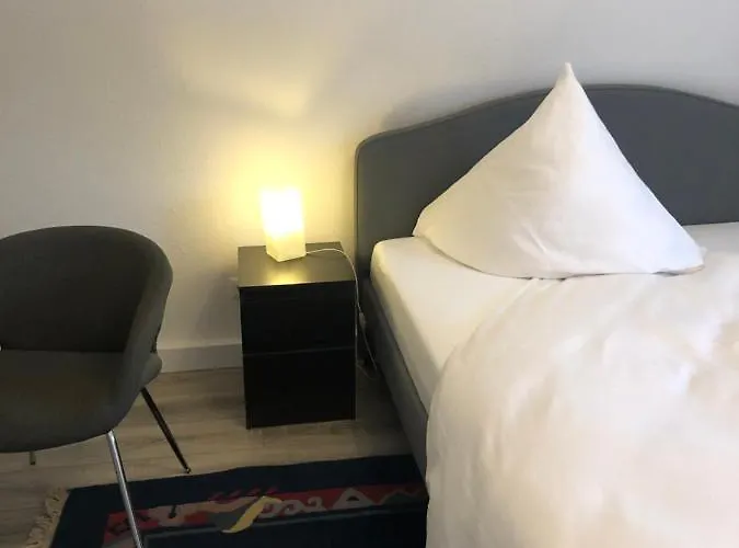 Koeniglicher Aufenthalt Inmitten Der * 胡尔特